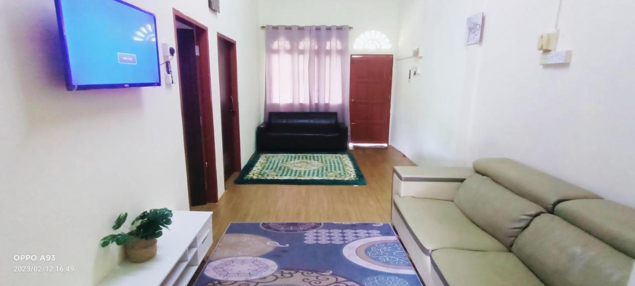 Rayyan Homestay Cherang Ruku Εξωτερικό φωτογραφία